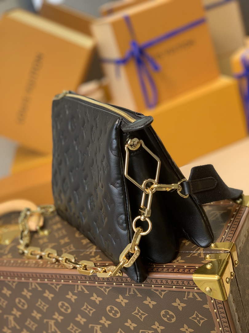Louis Vuitton M21260 Coussin PM Handbags Black - Default Title - View 2