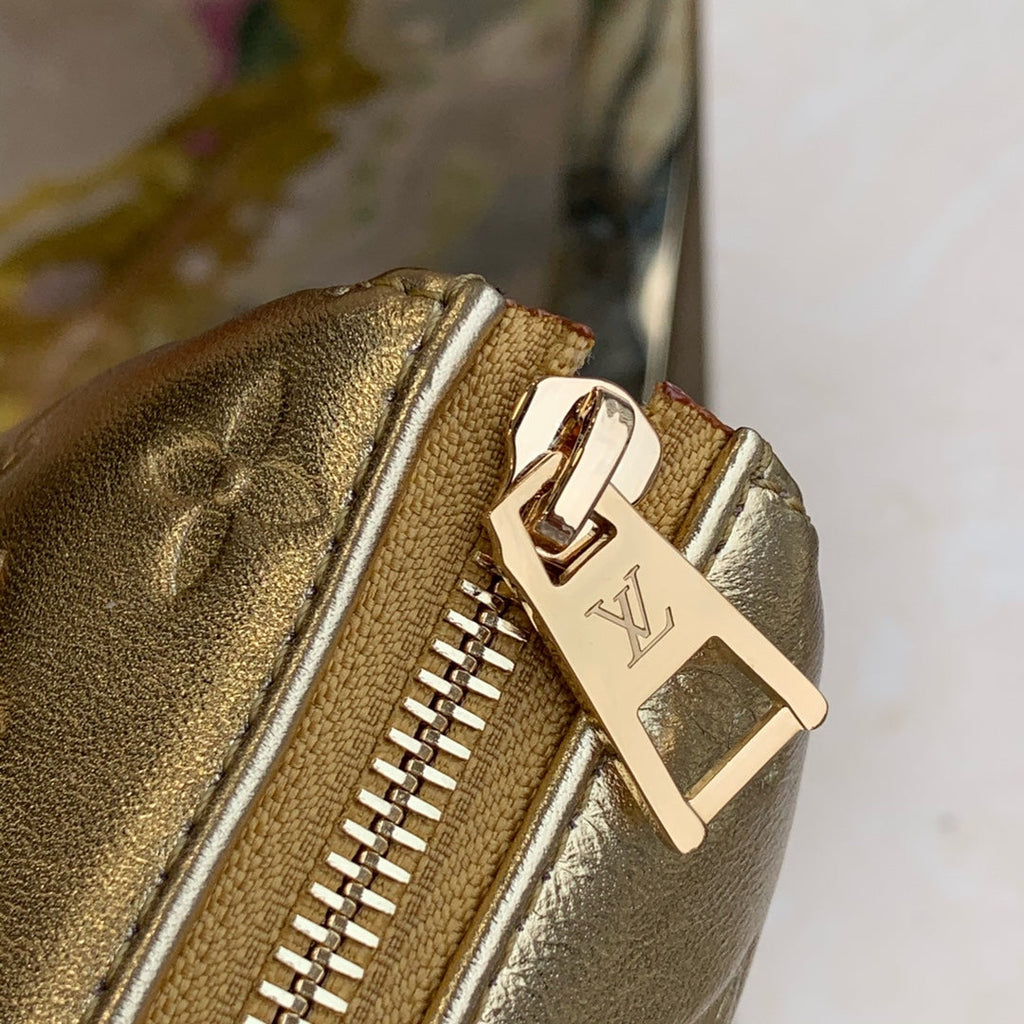 Louis Vuitton LV M57790 Coussin PM Handbags Gold - Default Title - View 7