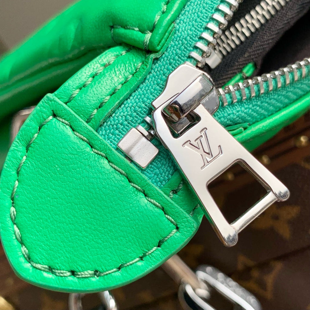Louis Vuitton LV M57791 Coussin PM Handbags Green - Default Title - View 6