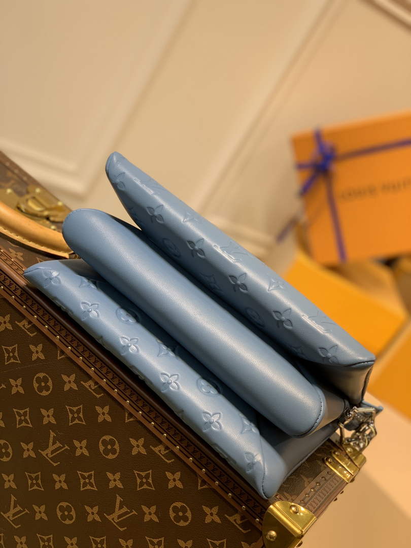 Louis Vuitton M21197 Coussin PM Handbag Lambskin Light Blue - Default Title - View 3