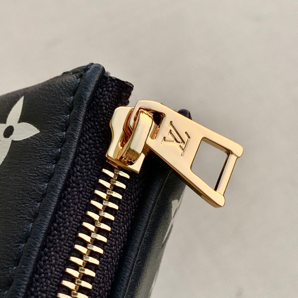 Louis Vuitton LV M59398 Coussin PM Handbags Navy Blue - Default Title - View 5