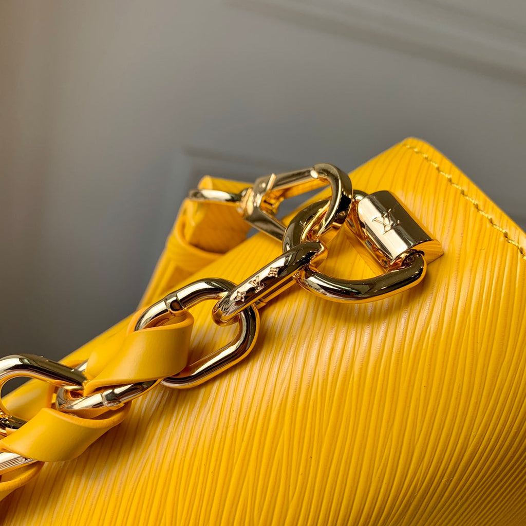 Louis Vuitton LV M59888 Twist MM Handbag Yellow