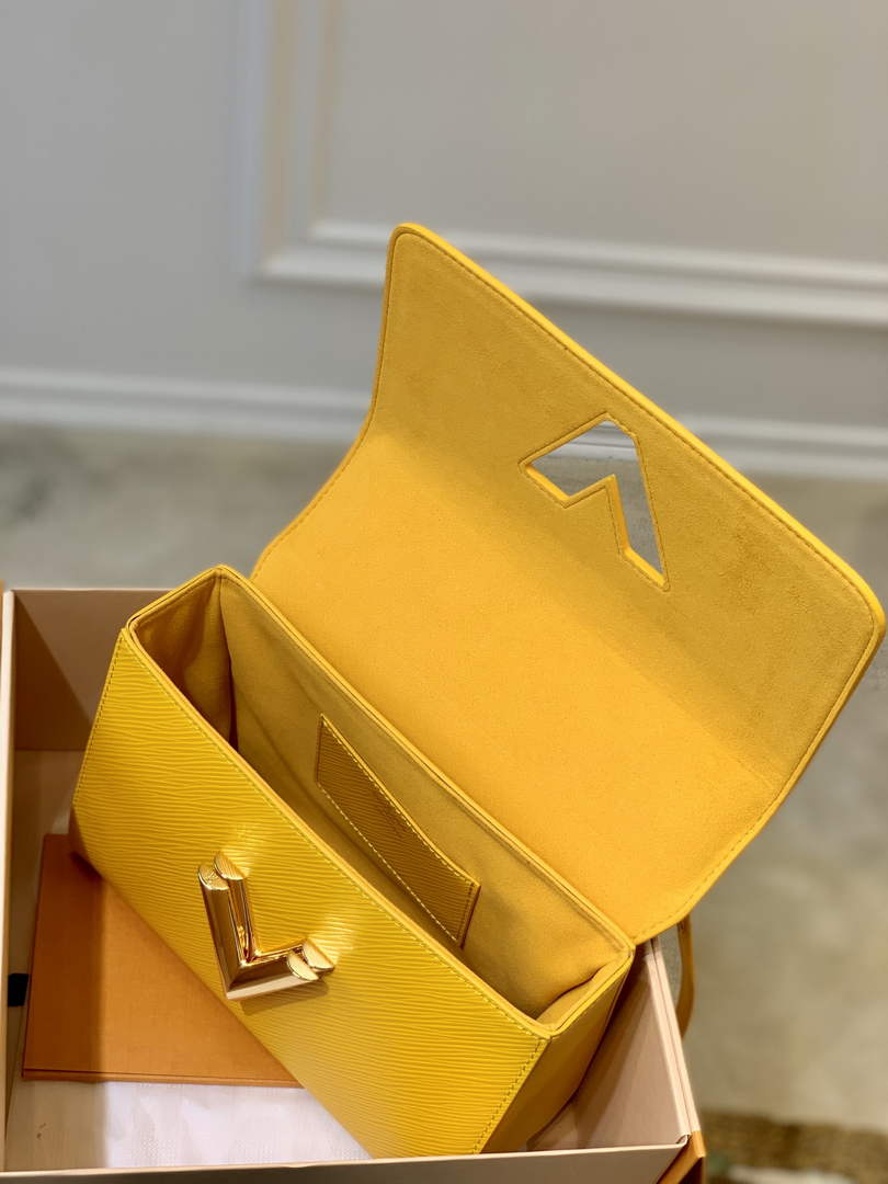 Louis Vuitton LV M59888 Twist MM Handbag Yellow