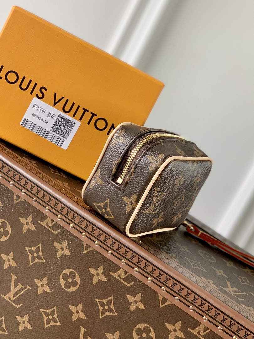Louis Vuitton LV M81339 Wapity Case Monogram canvas