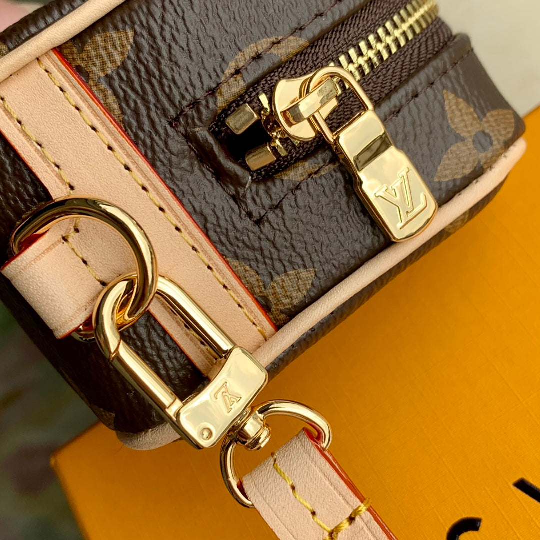 Louis Vuitton LV M81339 Wapity Case Monogram canvas - Default Title - View 7