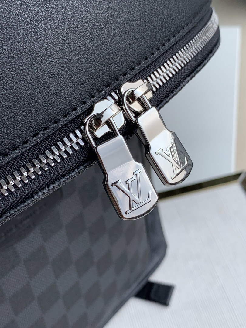 Louis Vuitton LV N40365 Josh Damier Graphite Canvas Bag