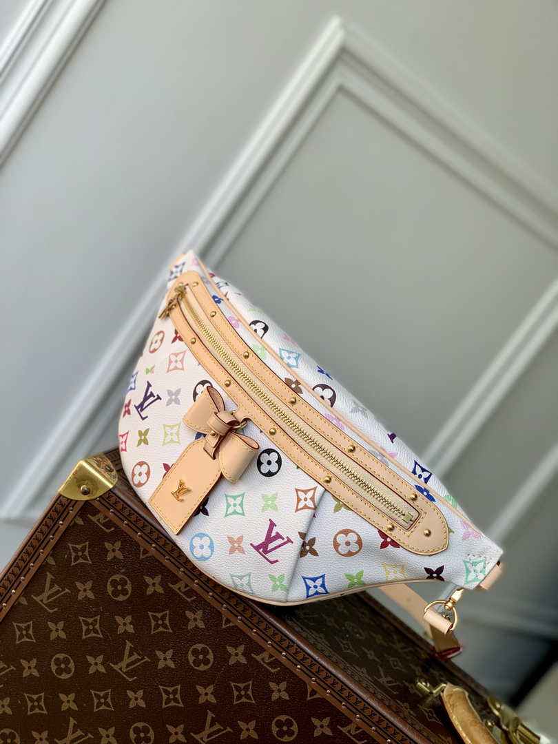 Louis Vuitton LV x TM High Rise M13660