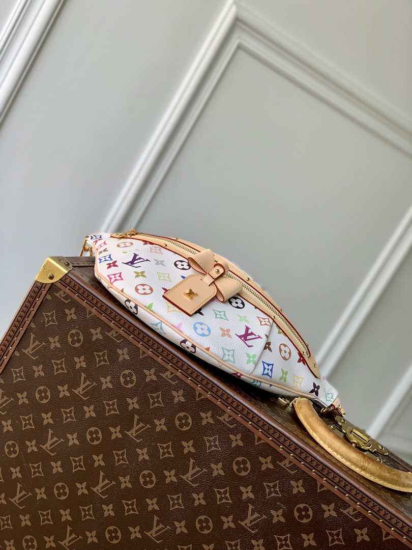 Louis Vuitton LV x TM High Rise M13660