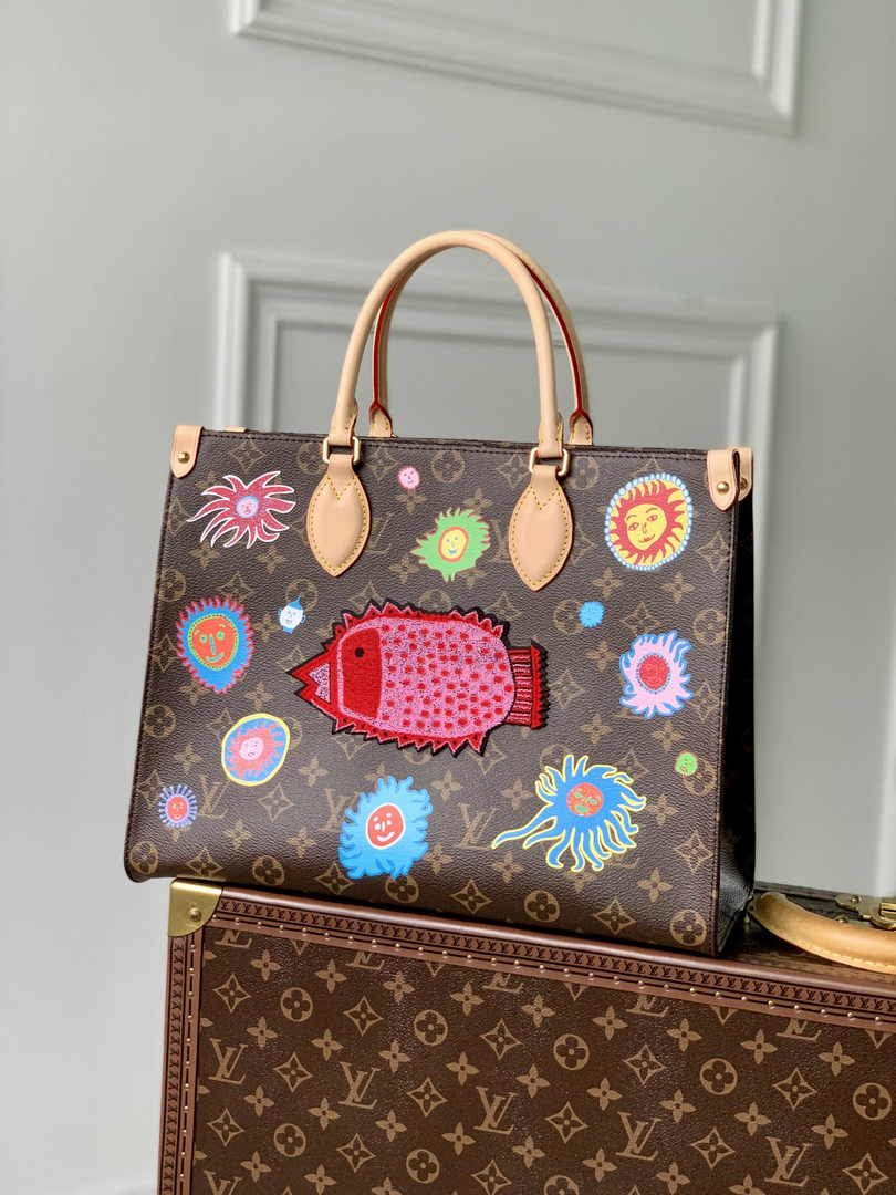 Louis Vuitton LV x YK OnTheGo MM Bag M46429 Monogram canvas - Default Title - View 1
