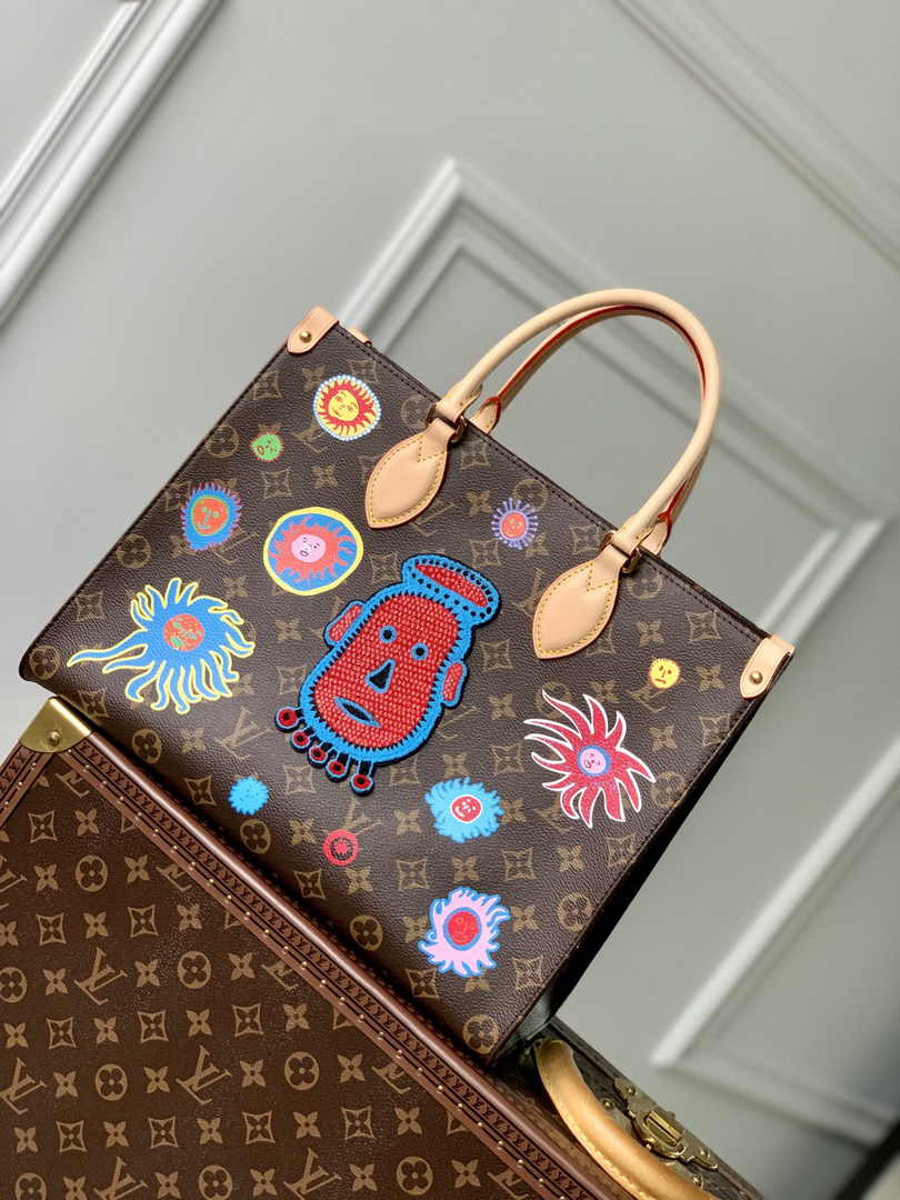 Louis Vuitton LV x YK OnTheGo MM Bag M46429 Monogram canvas - Default Title - View 3