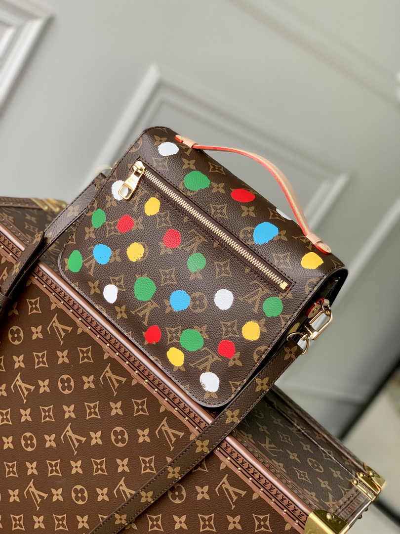 Louis Vuitton LV x YK Pochette Métis M46384 Monogram Canvas - Default Title - View 2