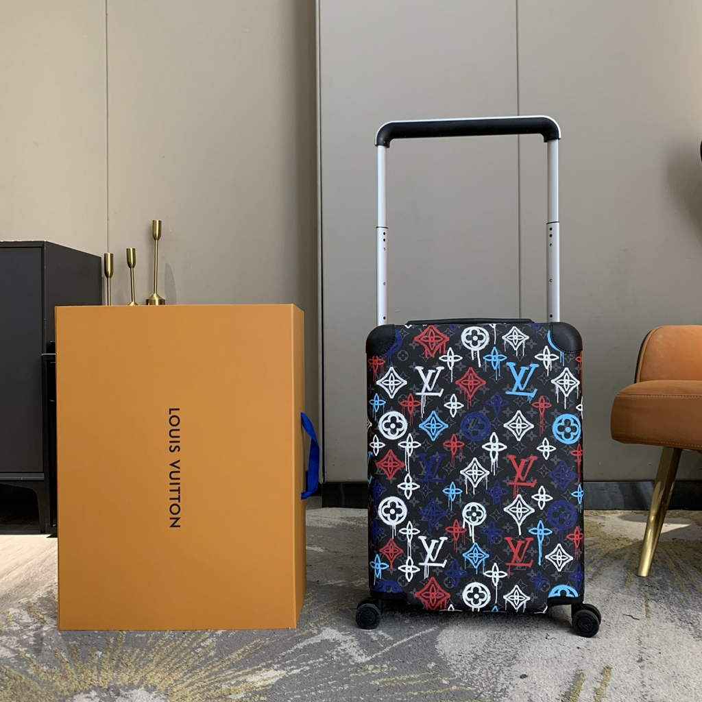 Louis Vuitton M10095 Horizon 55 Monogram Other Travel Bag
