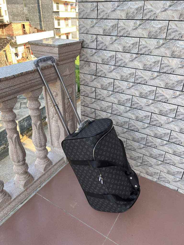 Louis Vuitton M20109 HORIZON SOFT DUFFLE 55 Monogram Black