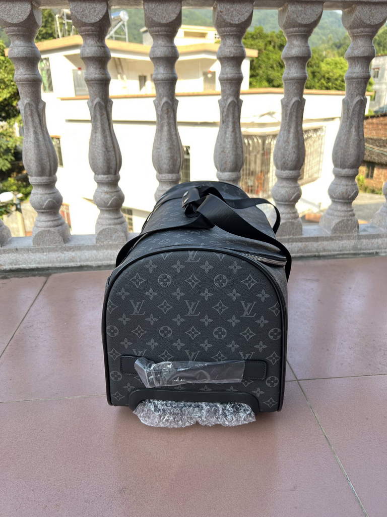 Louis Vuitton M20109 HORIZON SOFT DUFFLE 55 Monogram Black