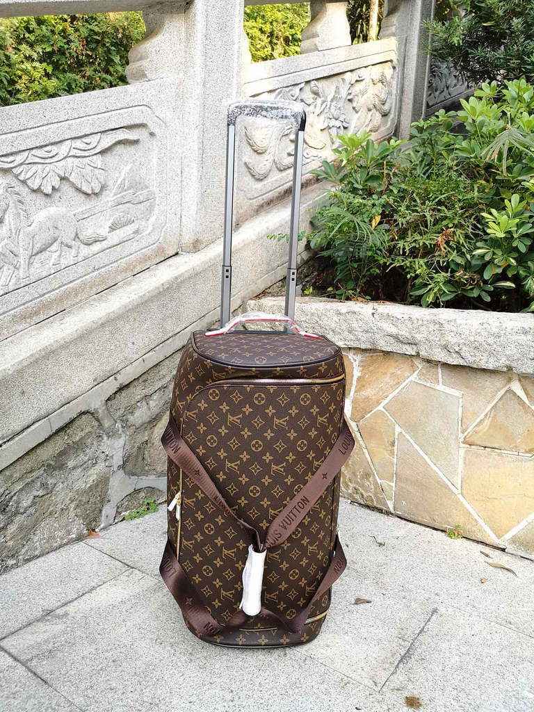 Louis Vuitton M20109 HORIZON SOFT DUFFLE 55 Monogram Canvas