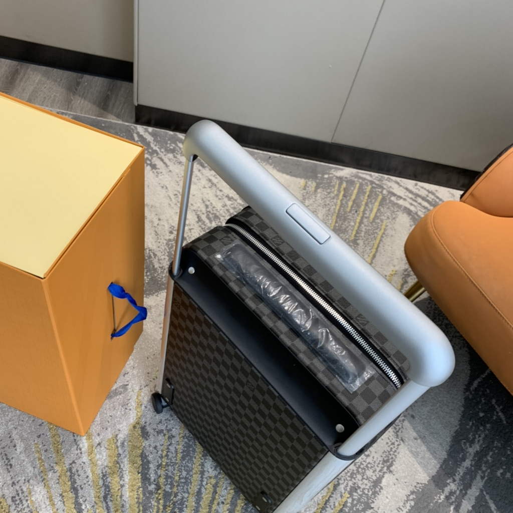 Louis Vuitton M20183 HORIZON 55 Damier Graphite