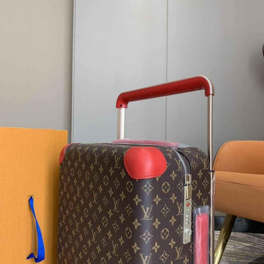 Louis Vuitton M20200 Horizon 55 Monogram Canvas