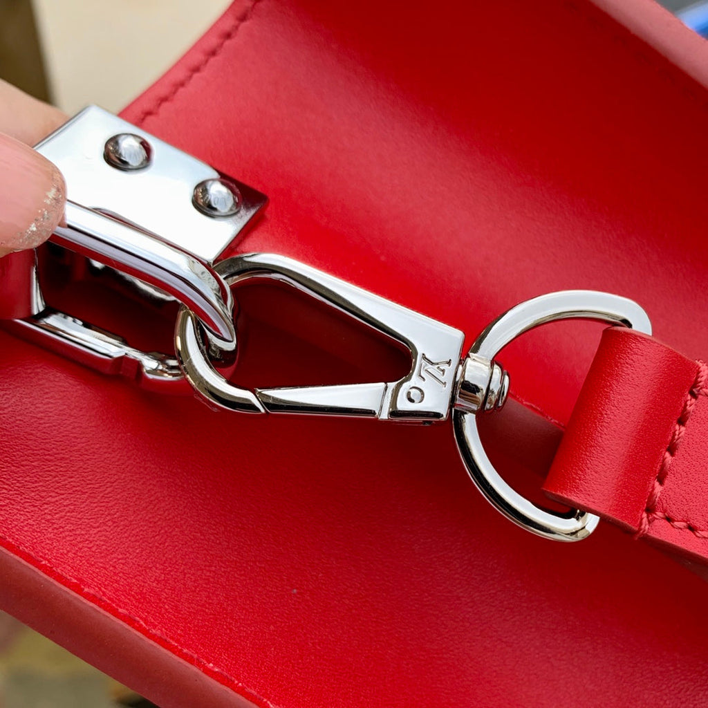 Louis Vuitton M20359 Mini Dauphine Shoulder bag Red - 20 x 15 x 9 cm / Red / calfskin leathe - View 6