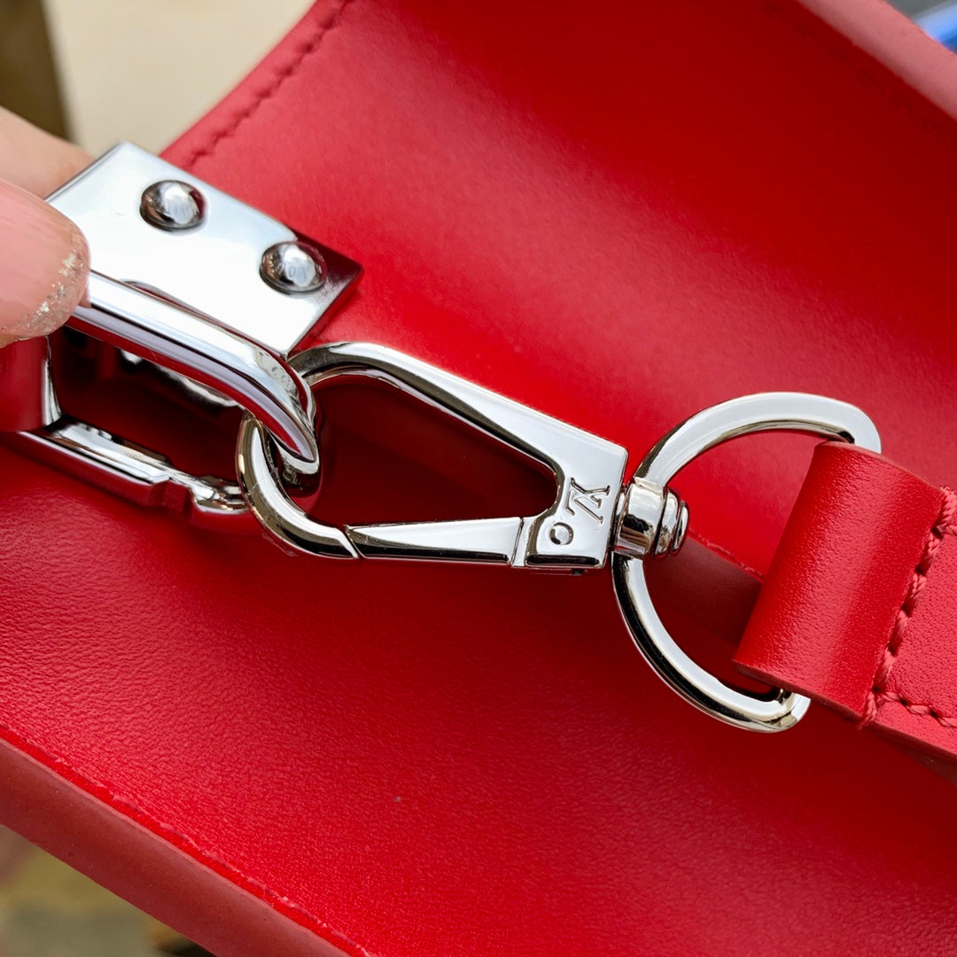 Louis Vuitton M20359 Mini Dauphine Shoulder bag Red - 20 x 15 x 9 cm / Red / calfskin leathe - View 6