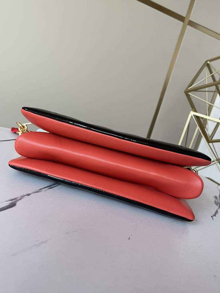 Louis Vuitton M20369 Coussin MM Handbags patent calfskin Black Red