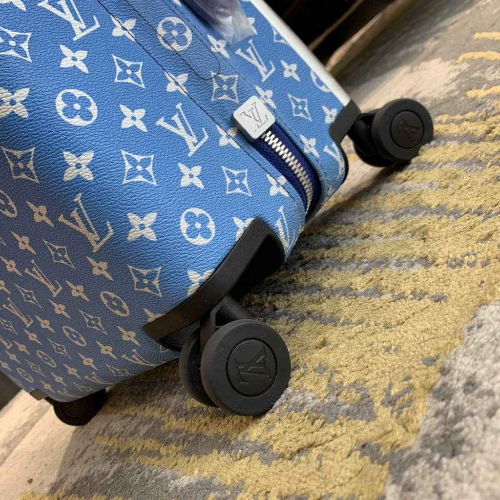 Louis Vuitton M20411 Horizon 55 Monogram Other Travel Bag