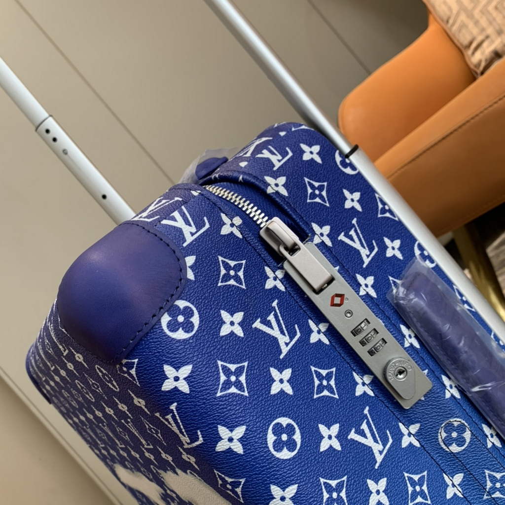 Louis Vuitton M20411 Horizon 55 Monogram Other Travel Bag