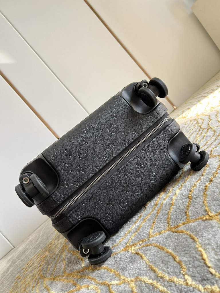 Louis Vuitton M20438 Horizon 55 Taurillon Monogram Travel Bag