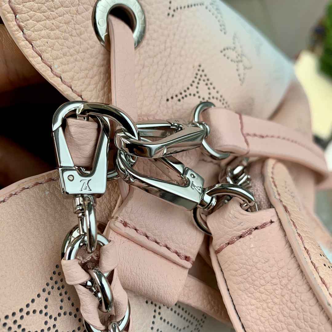 Louis Vuitton M59939 Bella Bag Mahina Leather Lilas Purple