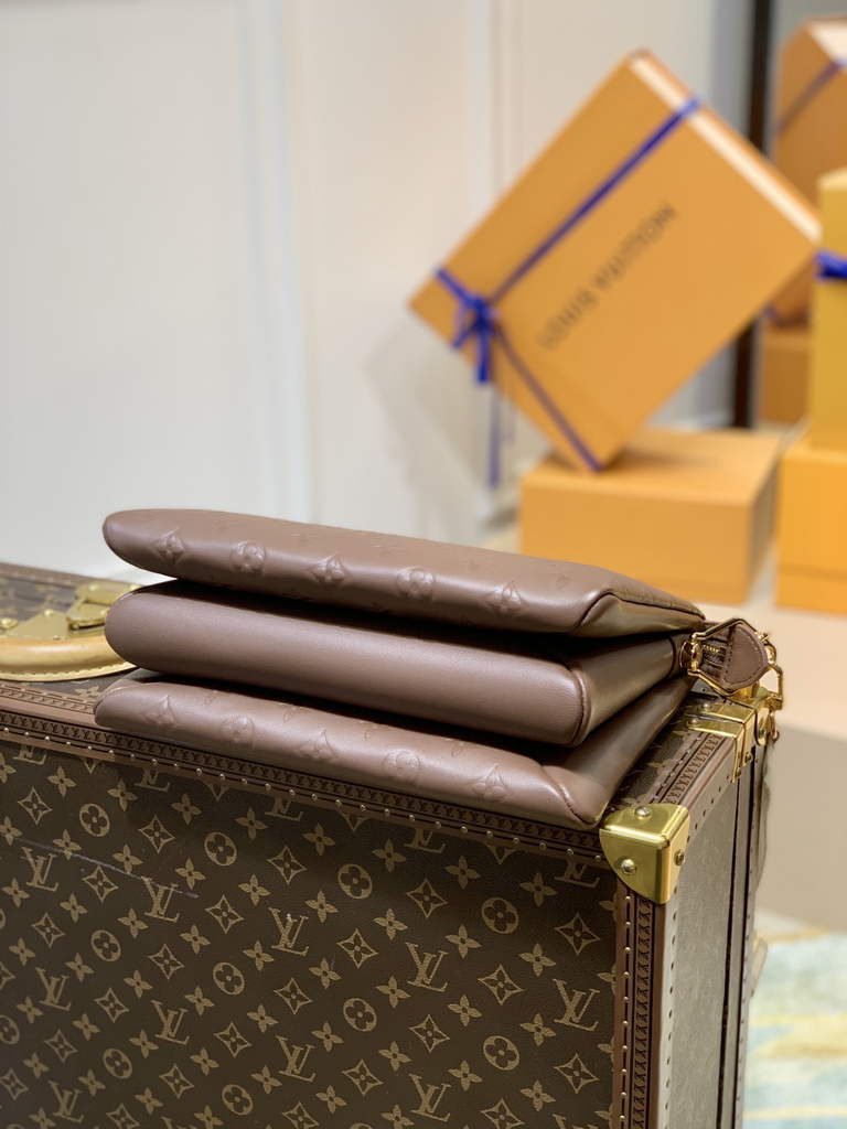 Louis Vuitton M20574 Coussin BB Handbag Lambskin Brown - Default Title - View 3