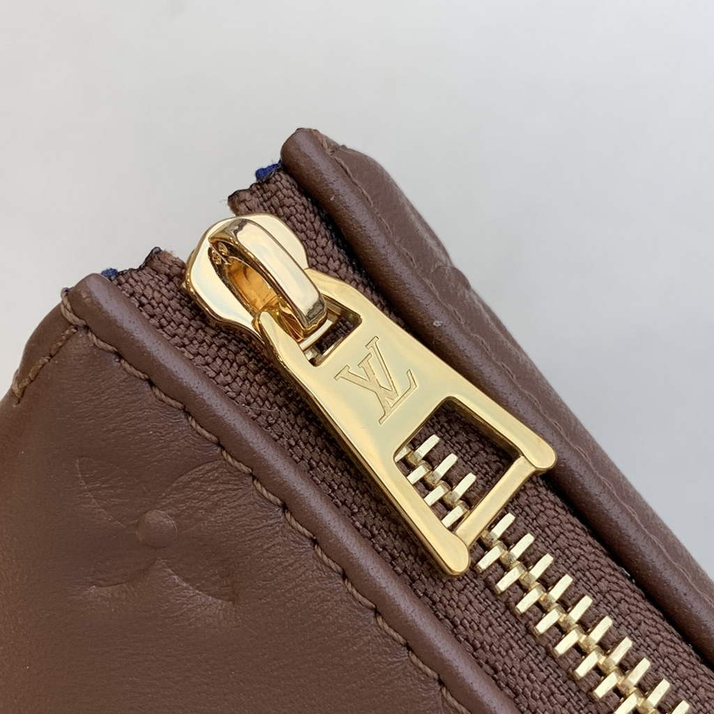 Louis Vuitton M20574 Coussin BB Handbag Lambskin Brown - Default Title - View 4