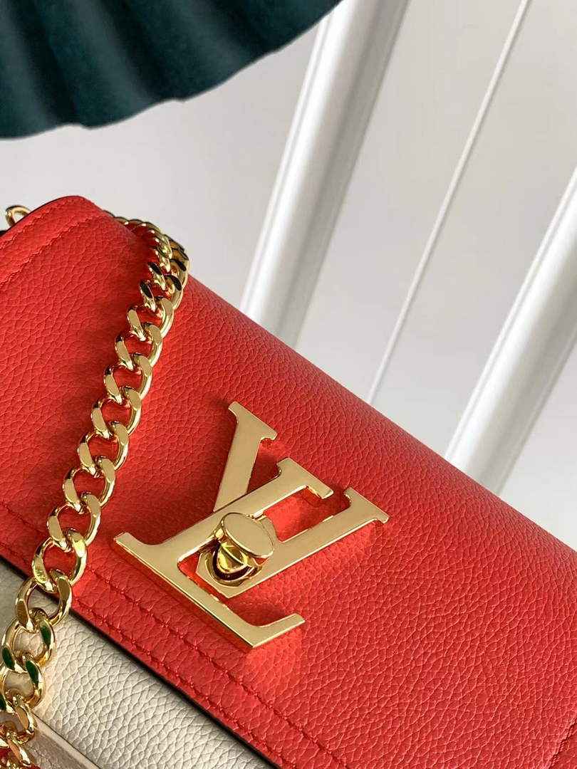 Louis Vuitton M20614 Lockme Tender Handbag Red
