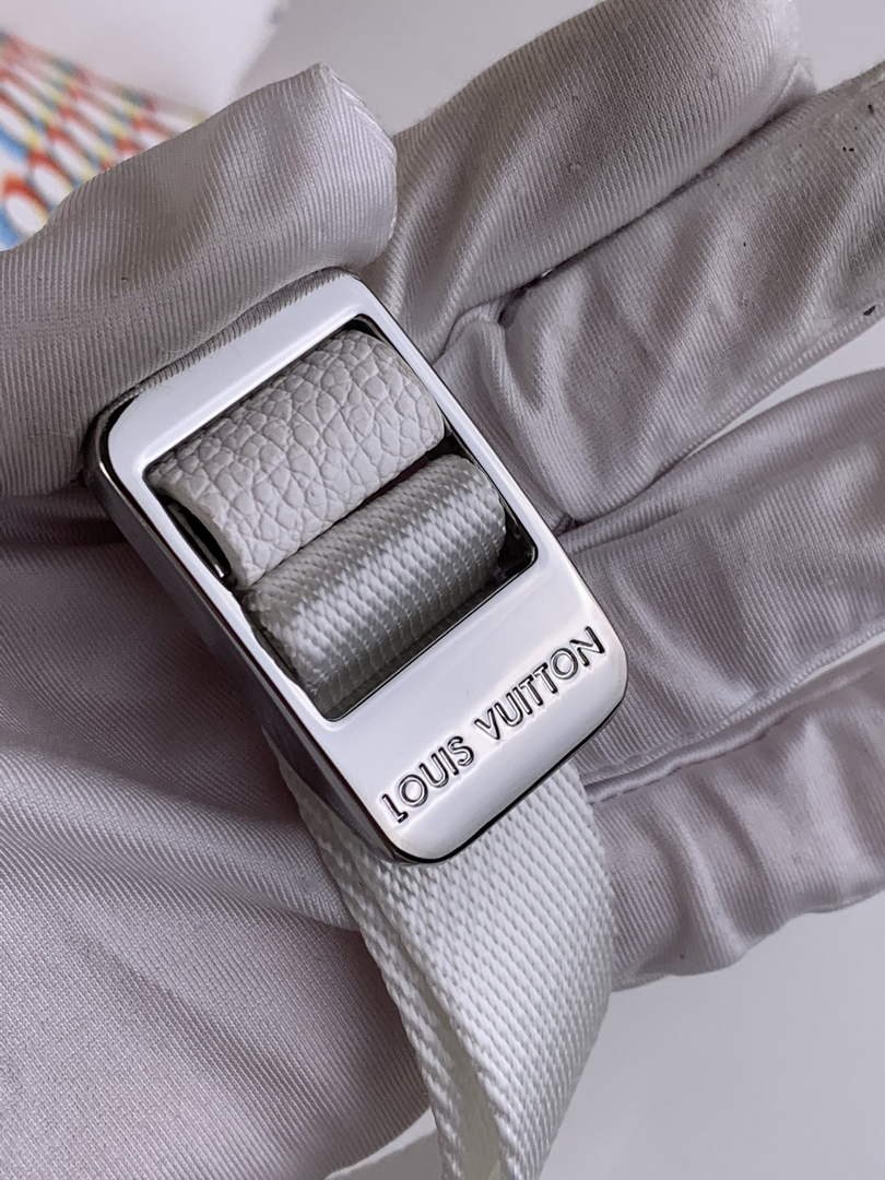 Louis Vuitton M20664 Racer backpack White leather