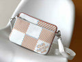 Louis Vuitton M20665 Trio Messenger Other Leathers