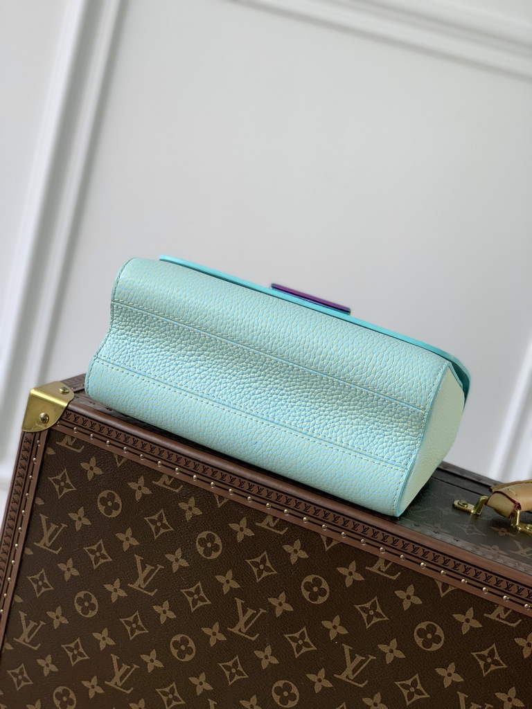 Louis Vuitton M20694 Twist MM Other Leathers Blue - Default Title - View 4