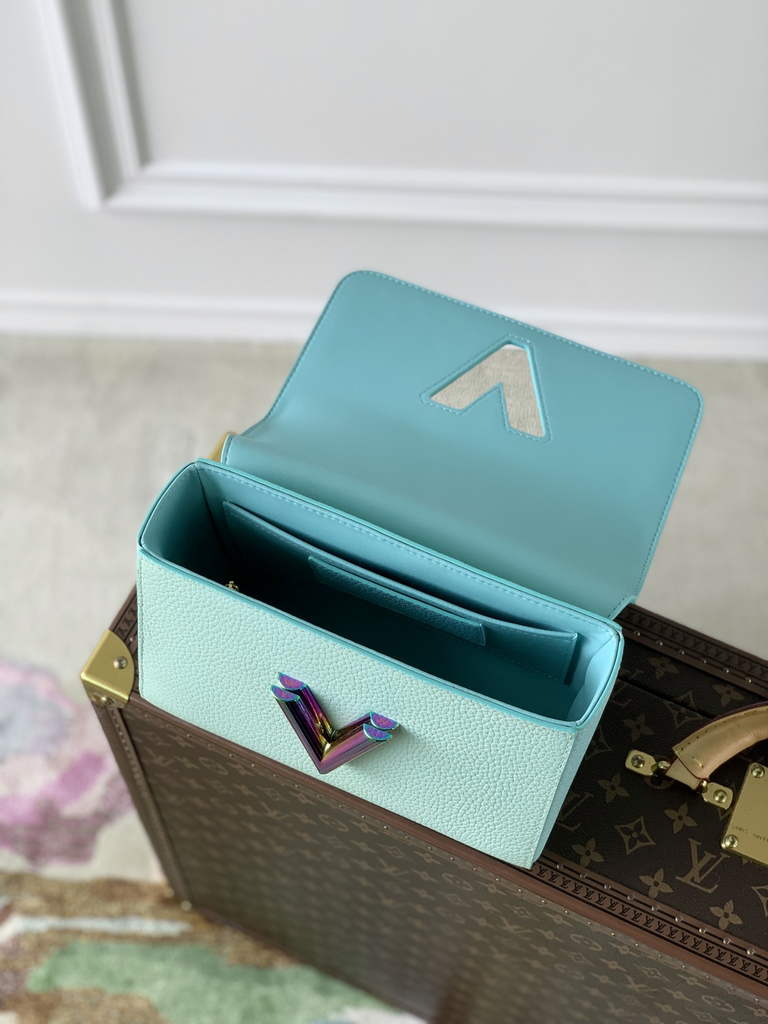 Louis Vuitton M20694 Twist MM Other Leathers Blue - Default Title - View 5