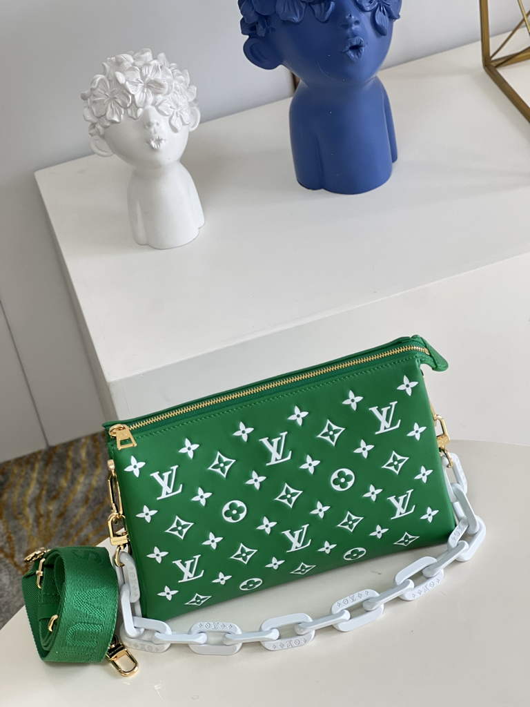 Louis Vuitton M20760 Coussin PM Handbag Lambskin Green - Default Title - View 2