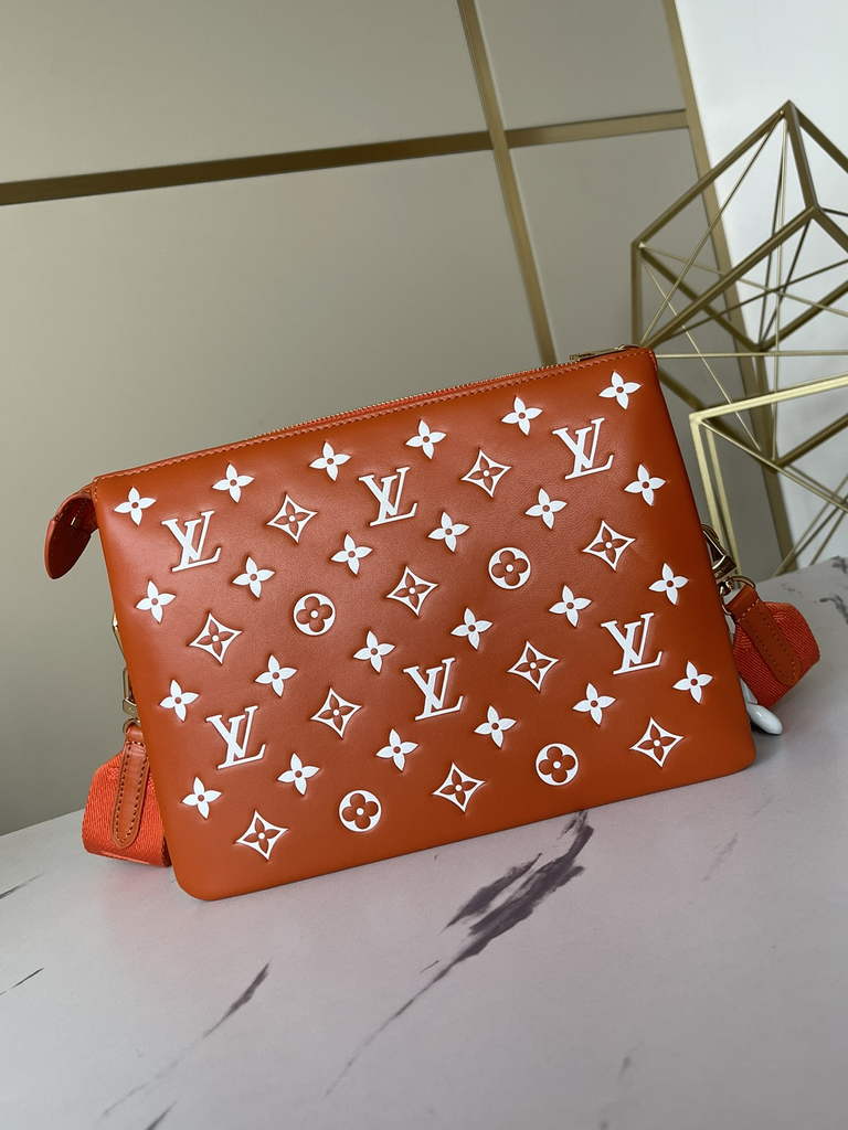 Louis Vuitton M20761 Coussin PM Handbag Lambskin Brown - Default Title - View 4