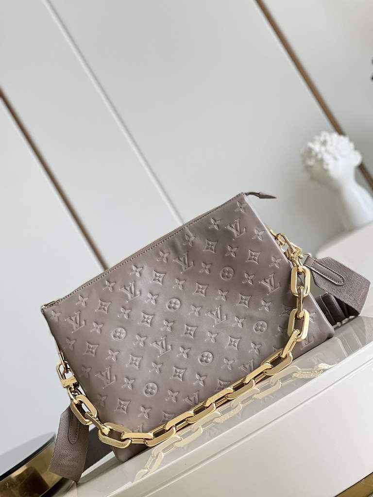 Louis Vuitton M20771 Coussin MM Shoulder Handbags Lambskin Gray