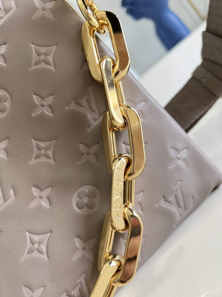 Louis Vuitton M20771 Coussin MM Shoulder Handbags Lambskin Gray - Default Title - View 3