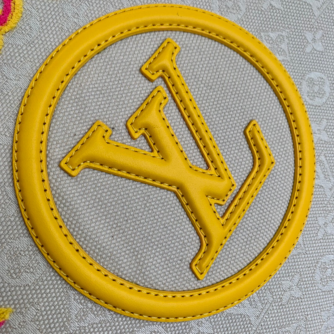 Louis Vuitton M20815 OnTheGo GM Tote Bag Yellow - Default Title - View 5