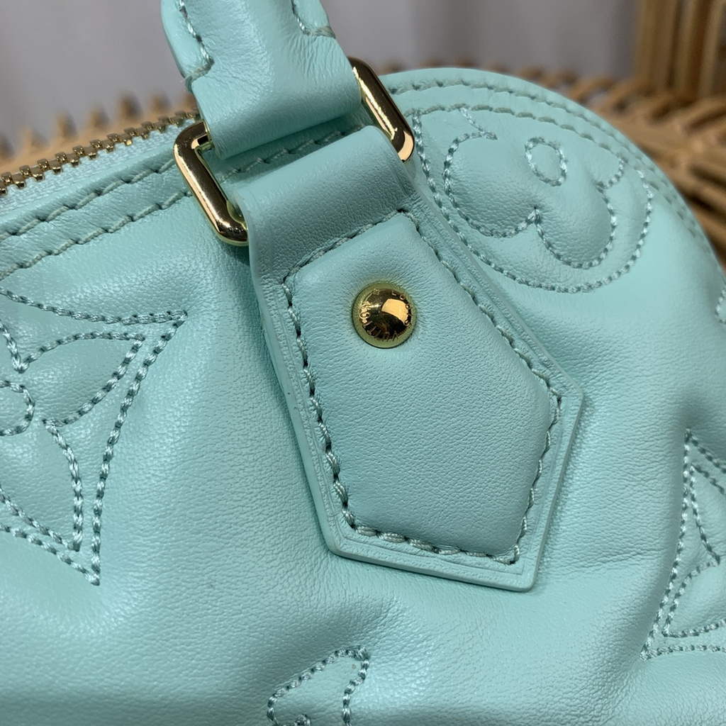 Louis Vuitton M20855 Alma BB Bubblegram Leather Green