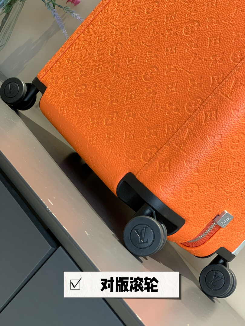 Louis Vuitton M20935 Horizon 55 Taurillon Monogram Travel Bag