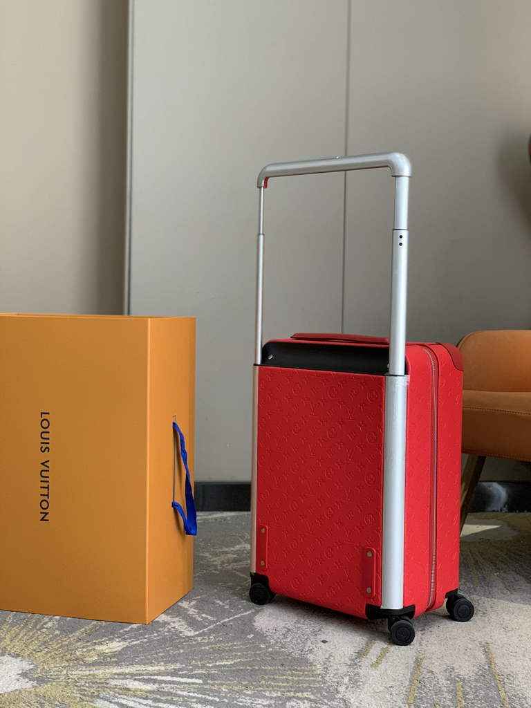 Louis Vuitton M20935 Horizon 55 Taurillon Monogram Red