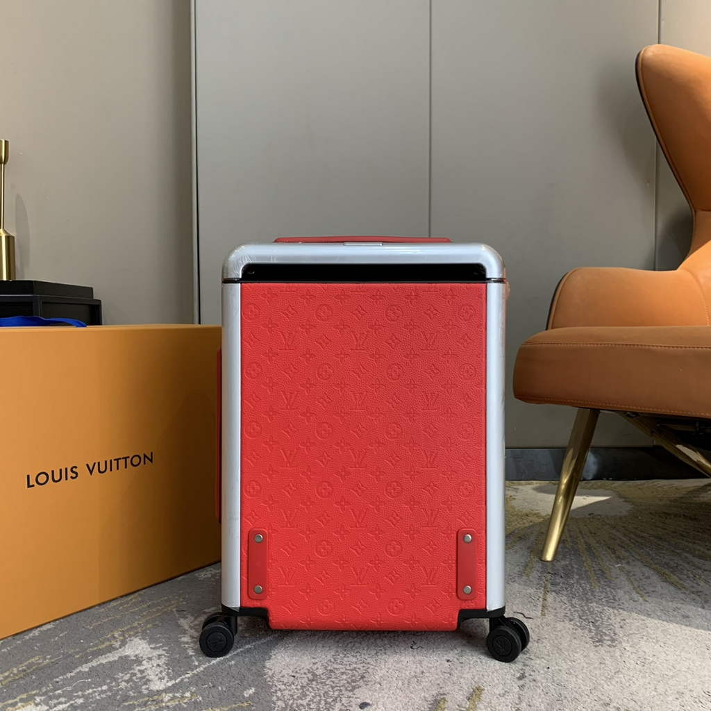 Louis Vuitton M20935 Horizon 55 Taurillon Monogram Red