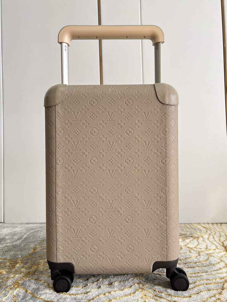 Louis Vuitton M20935 Horizon 55 Taurillon Monogram Tourterelle