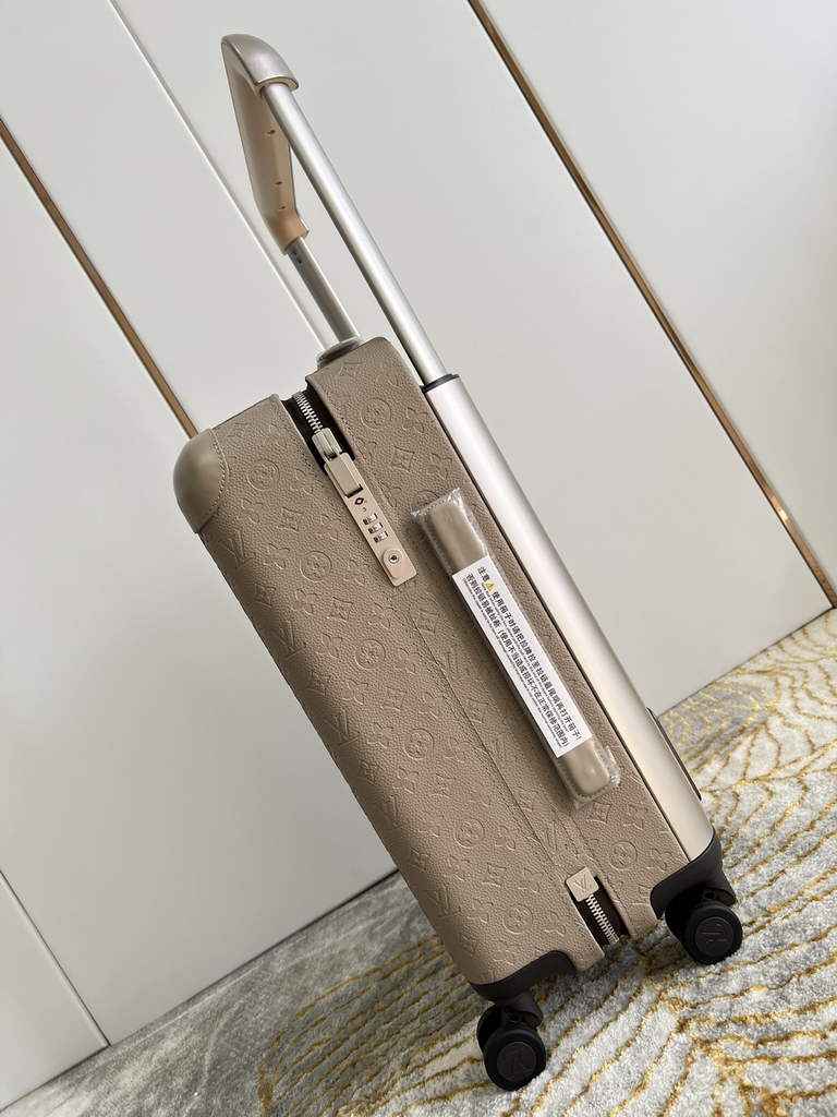 Louis Vuitton M20935 Horizon 55 Taurillon Monogram Tourterelle