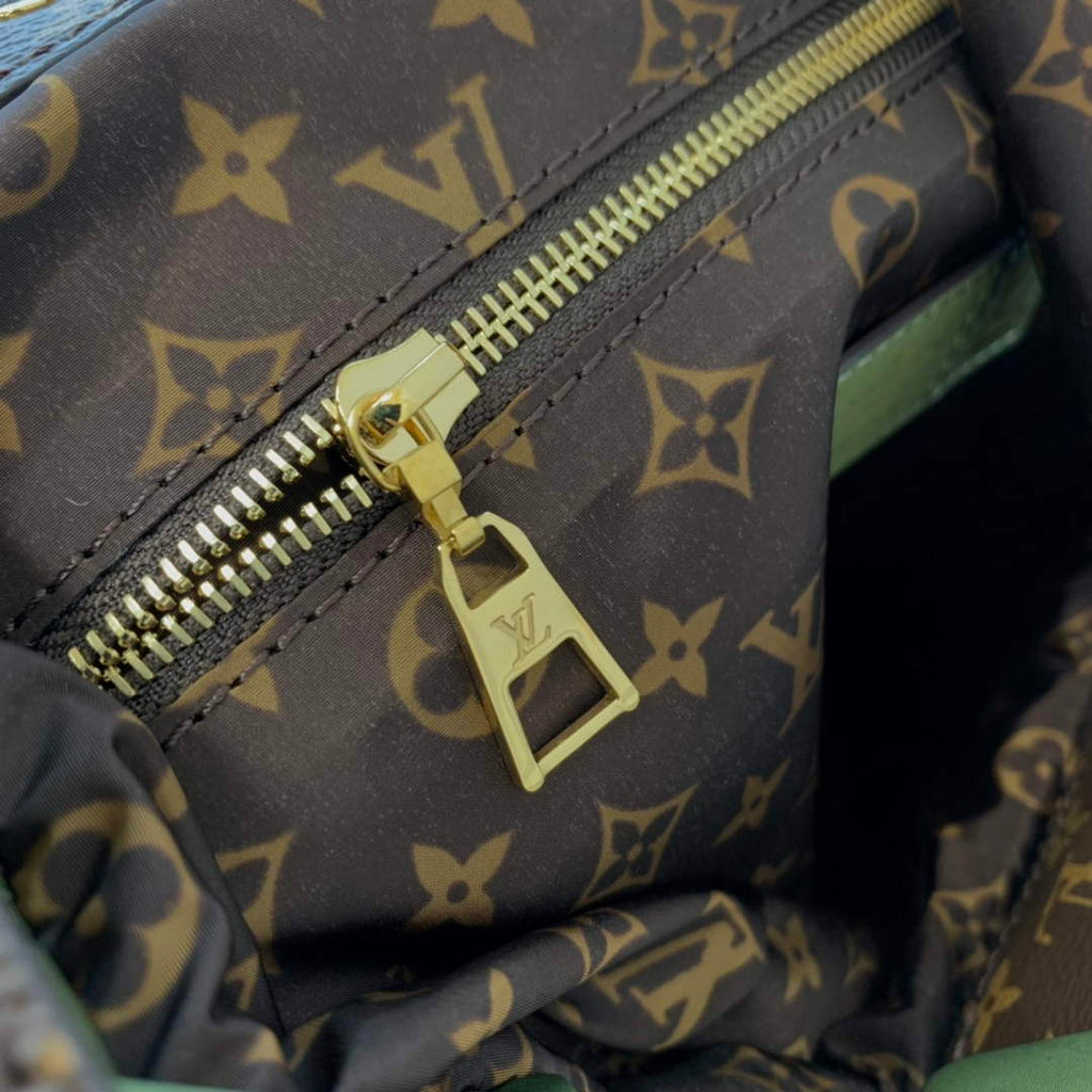 Louis Vuitton M20971 Maxi Bumbag Other Monogram Canvas