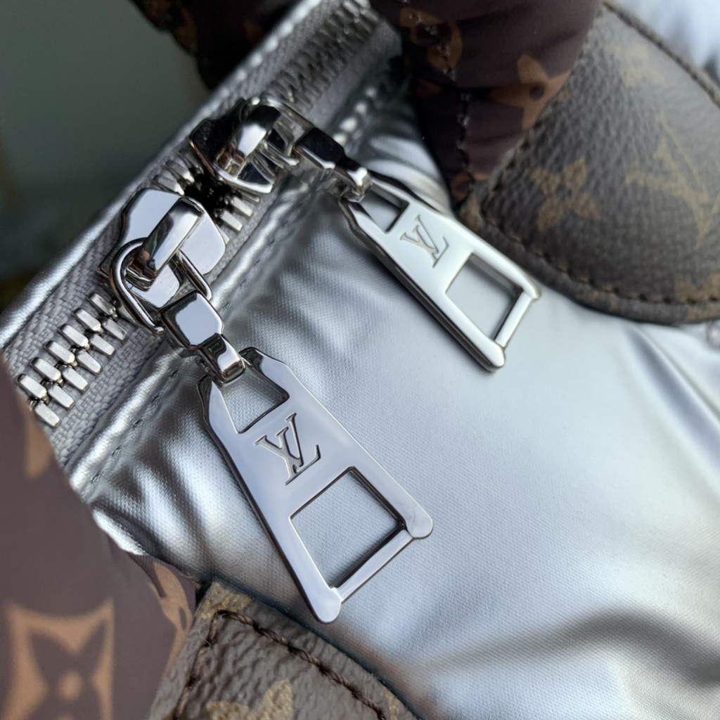 Louis Vuitton M20973 Speedy Bandoulière 25 Silver