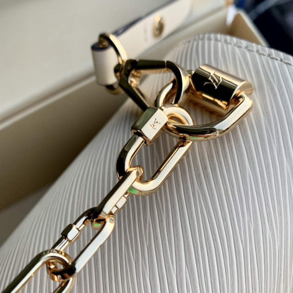 Louis Vuitton M21032 Twist MM Bag Epi Leather Quartz White - Default Title - View 5