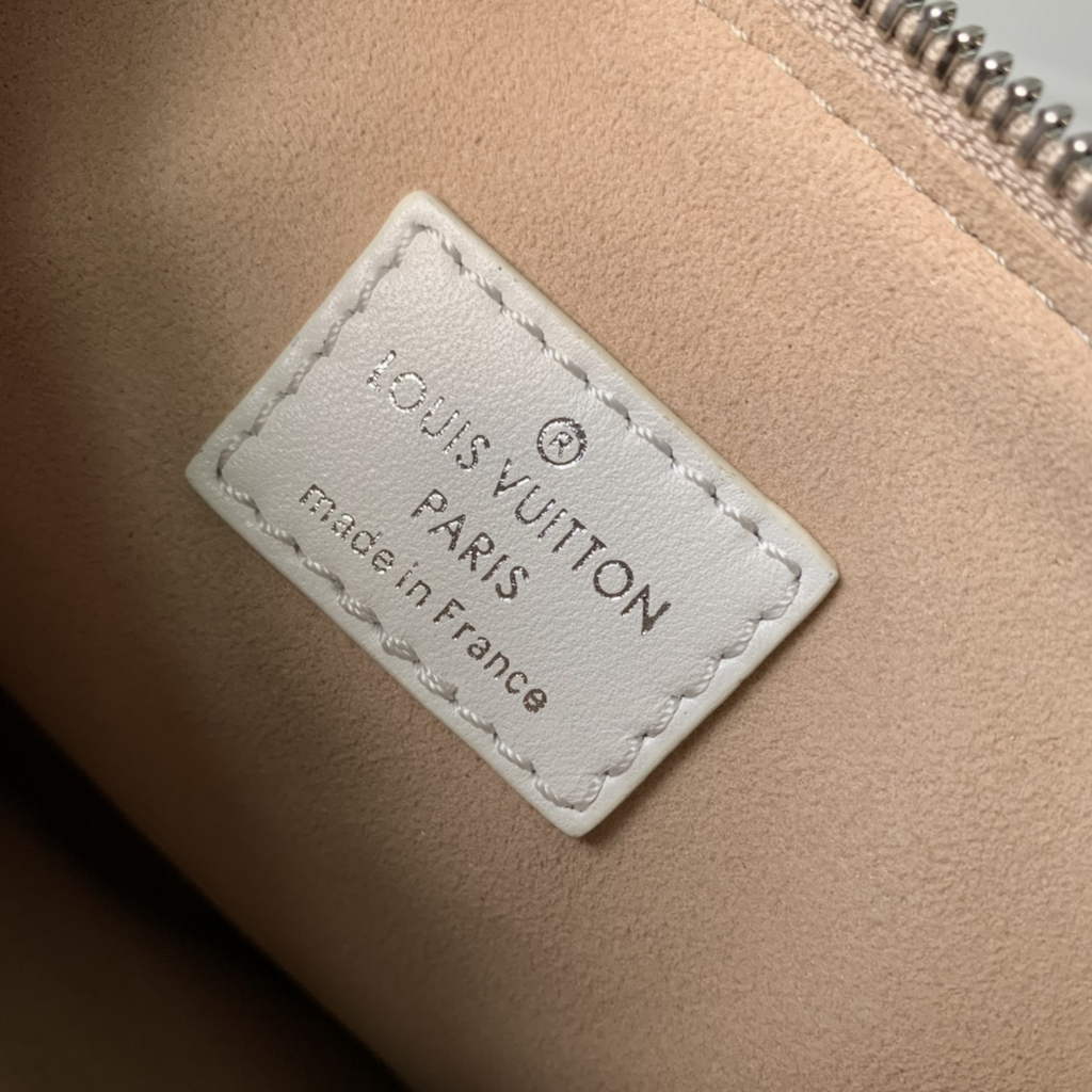 Louis Vuitton M21157 Coussin BB Handbag Calfskin Leather Multicolor